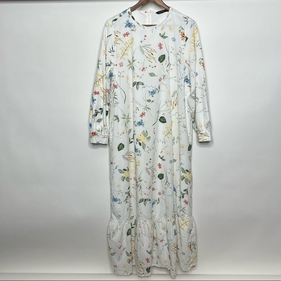 Rare LCW Modest Long Sleeve Ruffled Bottom Long Dress - Picture 4 of 15